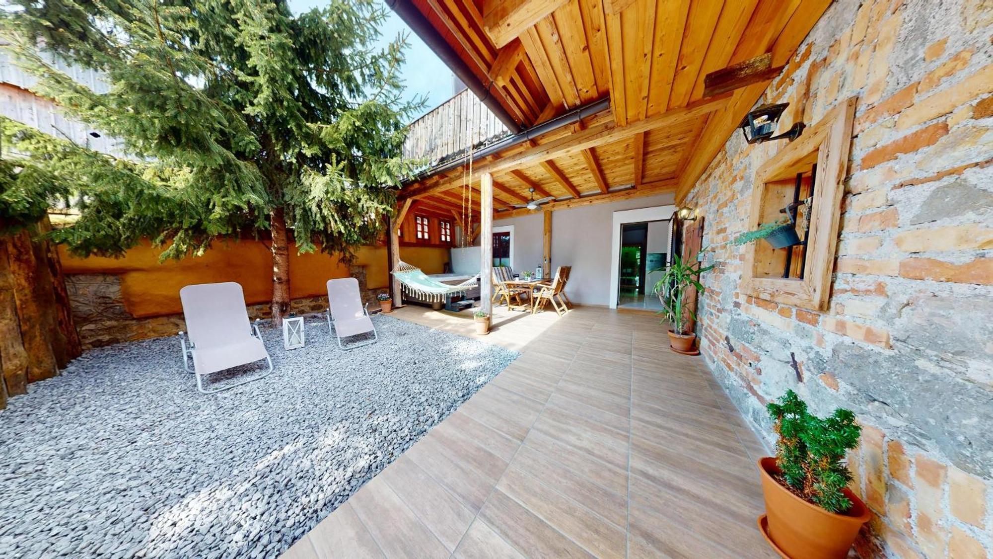Resort Hisa Ida - Apartments With Hot Tub And Sauna Ivancna Gorica Εξωτερικό φωτογραφία