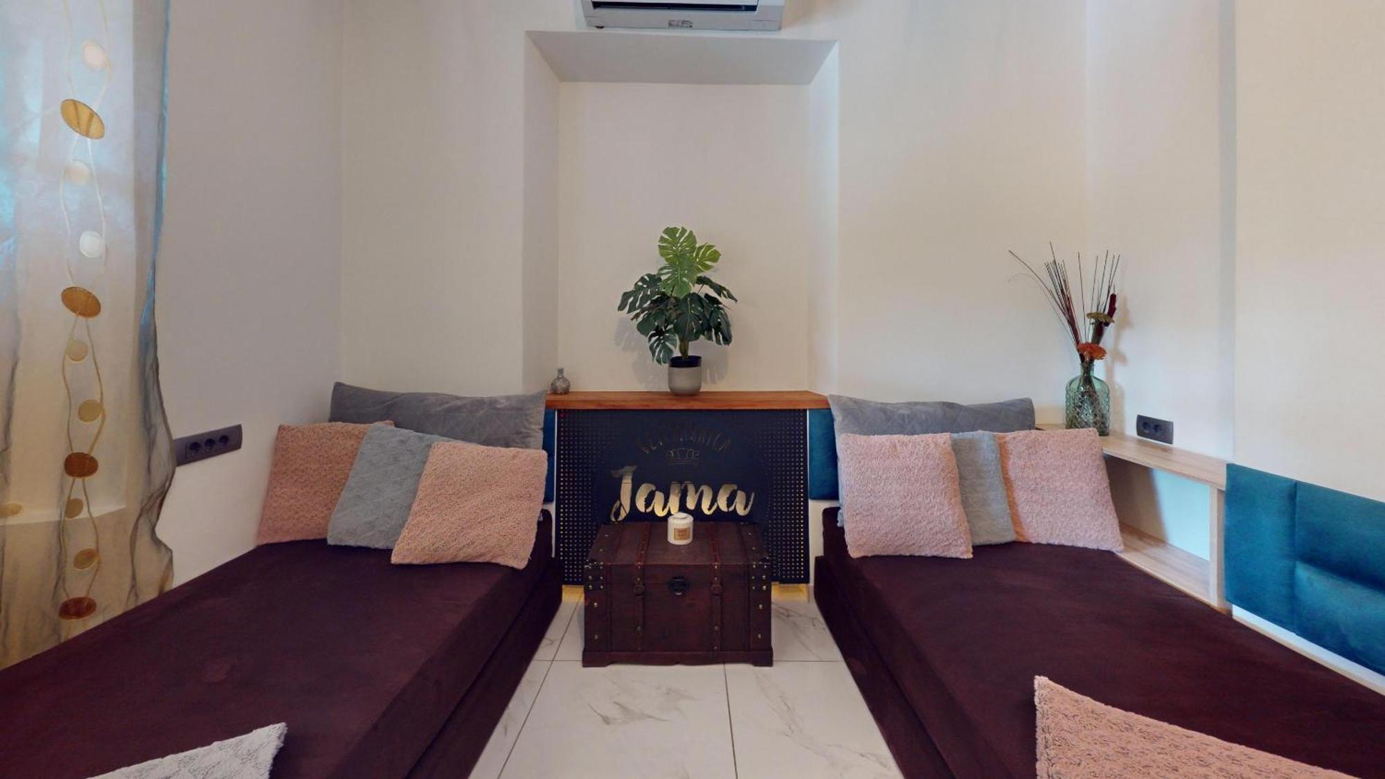 Resort Hisa Ida - Apartments With Hot Tub And Sauna Ivancna Gorica Δωμάτιο φωτογραφία
