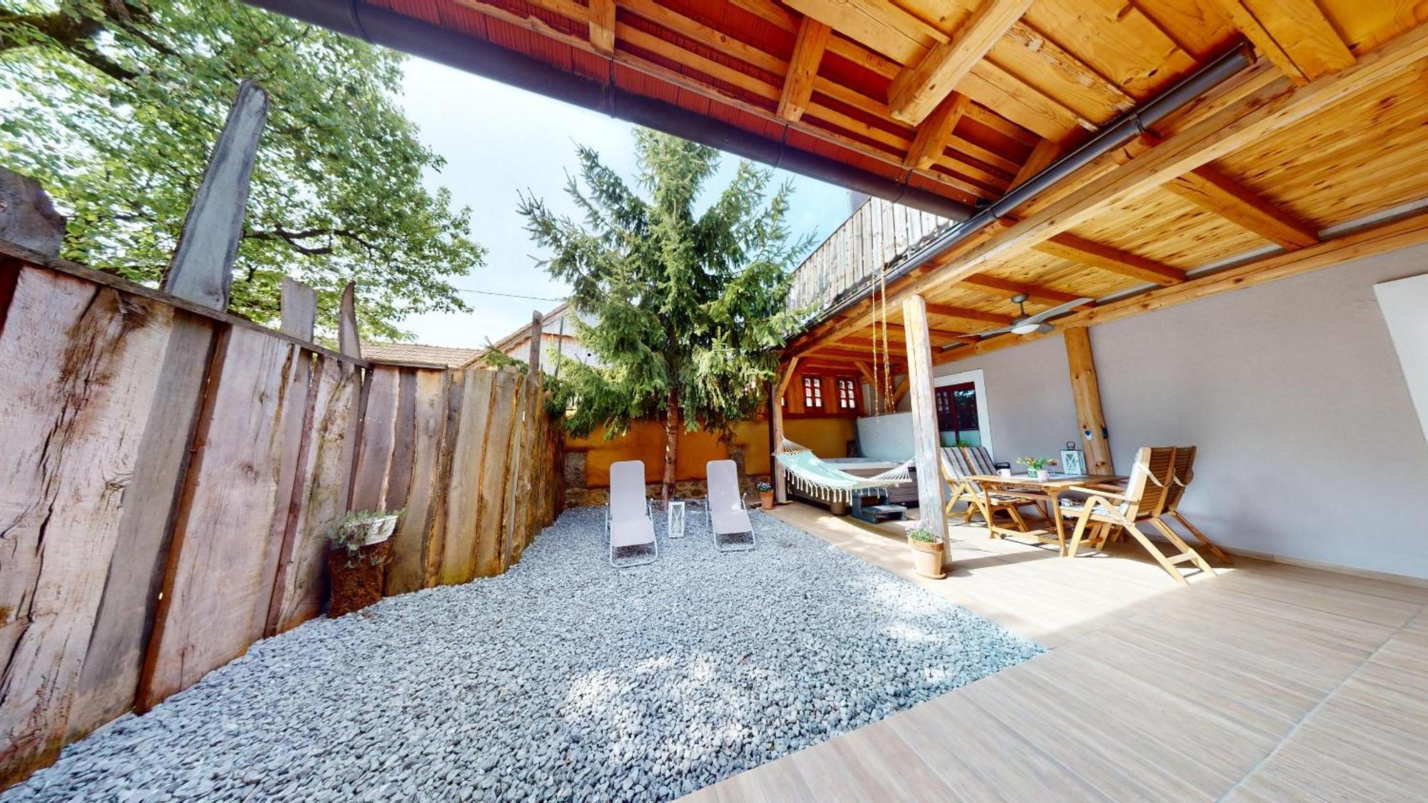 Resort Hisa Ida - Apartments With Hot Tub And Sauna Ivancna Gorica Δωμάτιο φωτογραφία