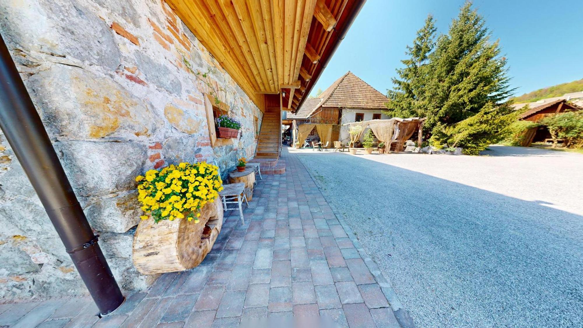 Resort Hisa Ida - Apartments With Hot Tub And Sauna Ivancna Gorica Δωμάτιο φωτογραφία